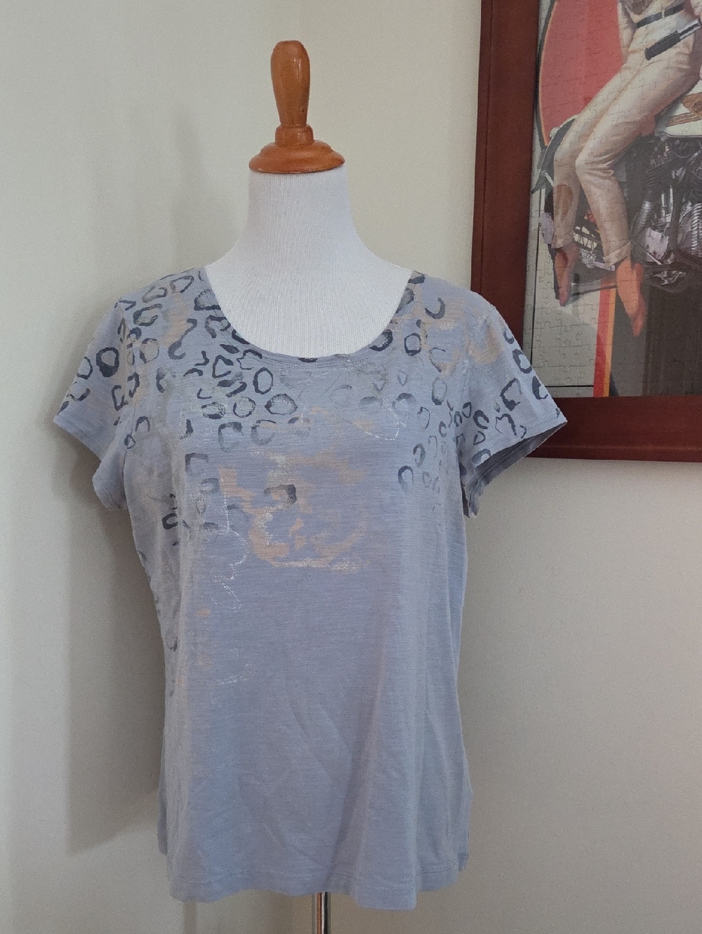 Zenergy By CHICO'S Womens Light Gray Leopard Print Short Sleeve Top
